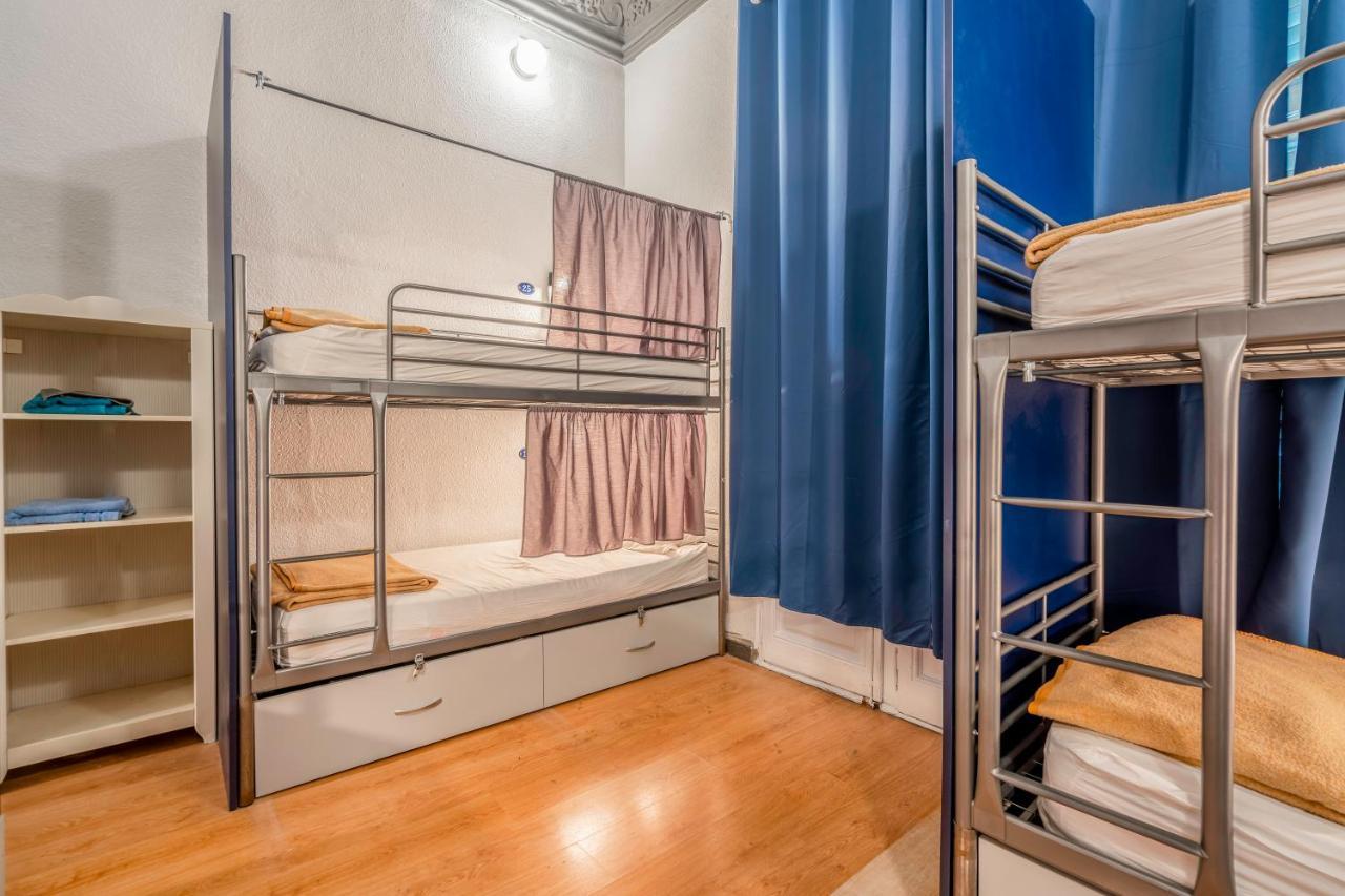 Casa Barcelo Hostel Barcelona Luaran gambar