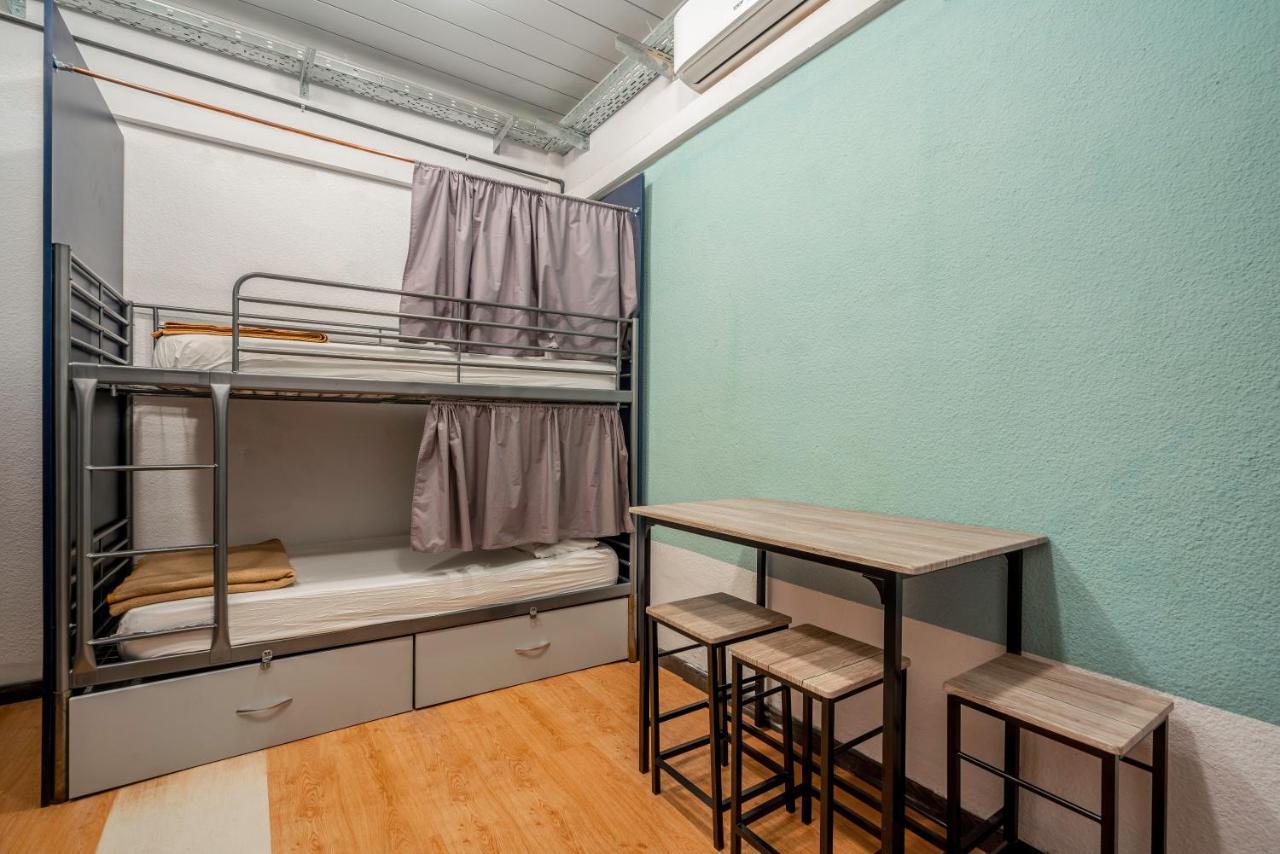 Casa Barcelo Hostel Barcelona Luaran gambar