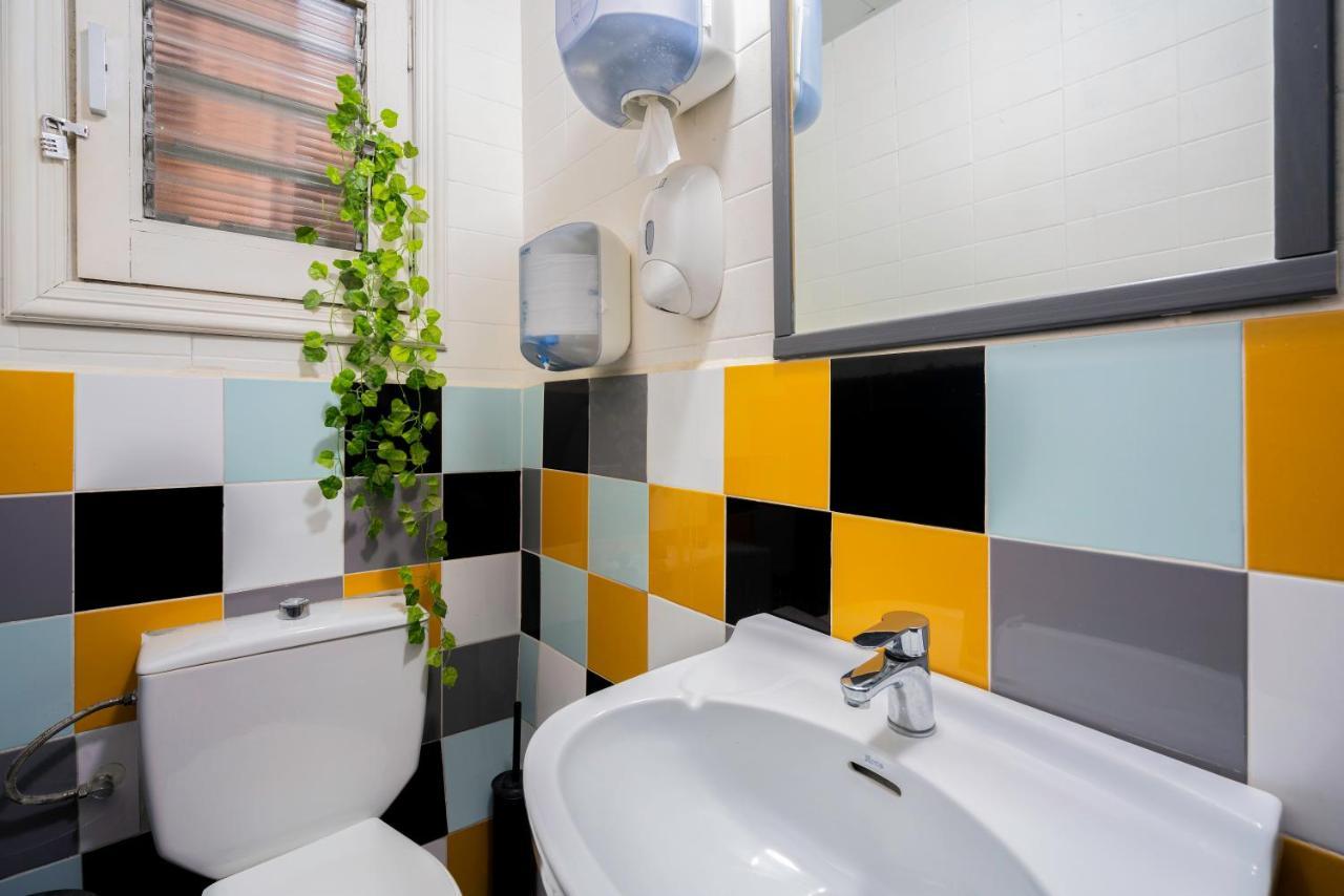 Casa Barcelo Hostel Barcelona Luaran gambar