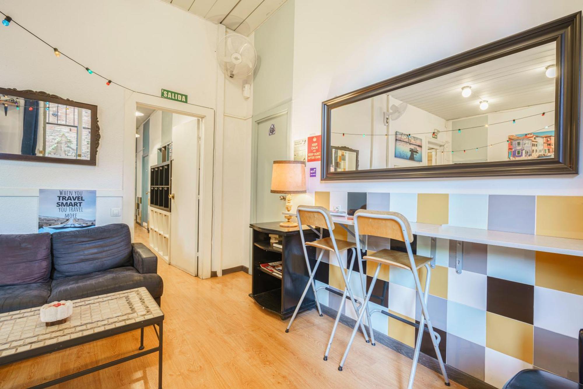 Casa Barcelo Hostel Barcelona Luaran gambar